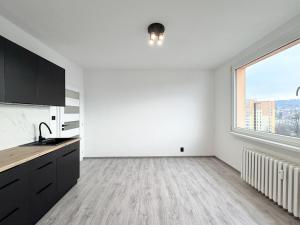 Prodej bytu 2+kk, Jablonec nad Nisou, Liberecká, 37 m2