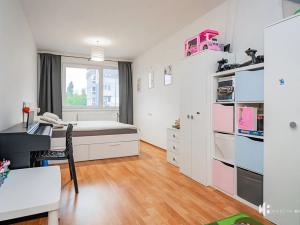 Pronájem bytu 2+kk, Praha - Kbely, Herlíkovická, 52 m2