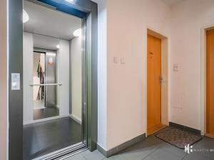 Pronájem bytu 2+kk, Praha - Kbely, Herlíkovická, 52 m2