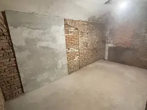 Pronájem obchodního prostoru, Praha - Smíchov, Plzeňská, 295 m2