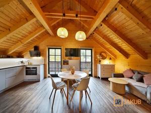 Prodej rodinného domu, Horní Maršov, 483 m2