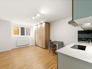 Pronájem bytu 1+kk, Praha - Michle, Michelská, 25 m2