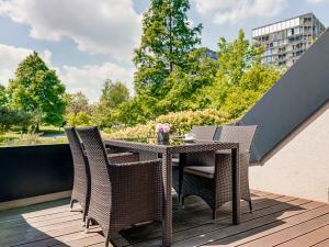 Prodej bytu 6+kk a větší, Praha - Žižkov, Ke kapslovně, 226 m2