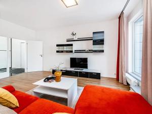 Pronájem bytu 2+kk, Praha - Hlubočepy, Silurská, 81 m2