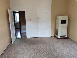 Prodej bytu 3+1, Cheb, Obětí nacismu, 67 m2