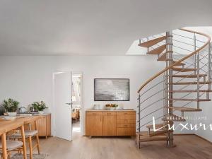 Prodej bytu 5+kk, Praha - Dejvice, Buzulucká, 239 m2