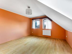 Pronájem rodinného domu, Praha - Křeslice, Pod ovčínem, 300 m2