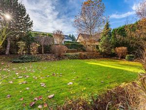 Pronájem rodinného domu, Praha - Křeslice, Pod ovčínem, 300 m2