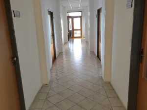 Pronájem kanceláře, Kolín, Plynárenská, 167 m2