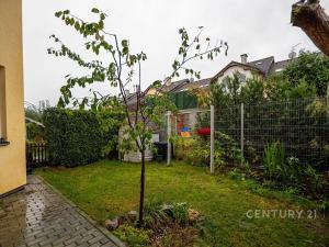 Pronájem atypického bytu, Starý Plzenec, Máchova, 60 m2