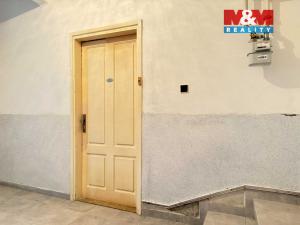 Pronájem bytu 1+kk, Plzeň - Jižní Předměstí, Němejcova, 33 m2