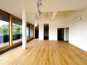 Prodej bytu 6+kk a větší, Praha, 177 m2