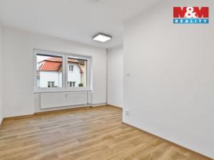 Pronájem bytu 4+1, Ústí nad Labem - Bukov, Nedbalova, 89 m2