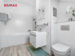 Prodej bytu 1+kk, Tuchoměřice, Ke Kovárně, 53 m2