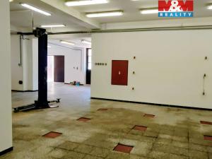 Prodej rodinného domu, Nepomyšl, 410 m2