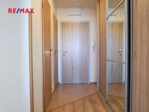Pronájem bytu 2+kk, Praha - Braník, Novodvorská, 40 m2