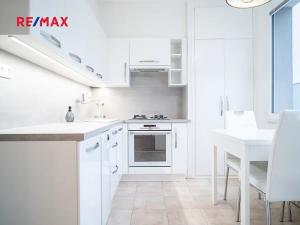 Pronájem bytu 2+kk, Hradec Králové, Truhlářská, 67 m2