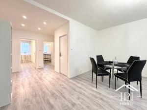 Pronájem bytu 4+1, Praha - Troja, Mazurská, 89 m2