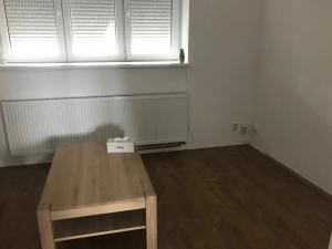 Pronájem bytu 2+kk, Tlučná, V Rybníčkách, 55 m2