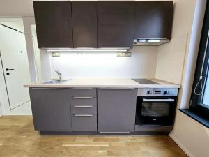 Prodej bytu 1+kk, Praha - Smíchov, Grafická, 30 m2