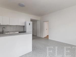 Pronájem bytu 2+kk, Praha - Libeň, Novákových, 40 m2