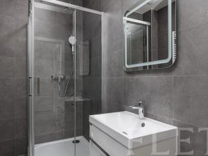 Pronájem bytu 2+kk, Praha - Libeň, Novákových, 40 m2