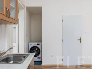 Pronájem bytu 2+kk, Praha - Smíchov, Preslova, 58 m2