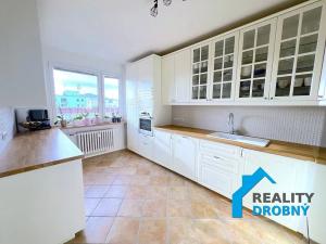 Prodej bytu 3+1, Děčín, Dvořákova, 73 m2