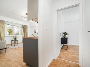 Prodej bytu 3+kk, Praha - Holešovice, Osadní, 82 m2