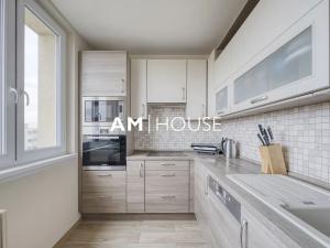 Prodej bytu 3+kk, Praha - Letňany, Bukovecká, 78 m2