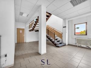 Prodej výrobních prostor, Turnov, Hruborohozecká, 2500 m2