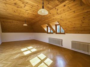 Pronájem vily, Praha - Břevnov, 316 m2