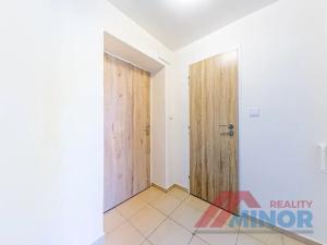 Pronájem bytu 1+1, Slaný, Rabasova, 28 m2