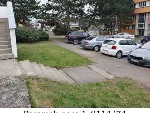 Dražba pozemku, Praha, 5412 m2