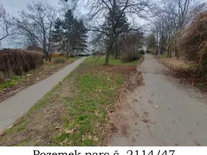 Dražba pozemku, Praha, 5412 m2