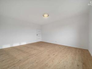 Prodej bytu 3+1, Štěnovice, Lipová, 75 m2