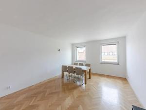Pronájem bytu 3+1, Praha - Smíchov, Kroftova, 98 m2