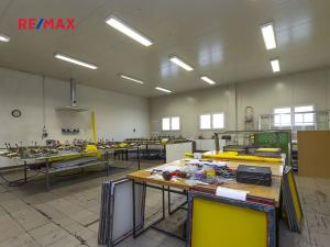 Prodej komerční nemovitosti, Dašice, náměstí T. G. Masaryka, 2490 m2