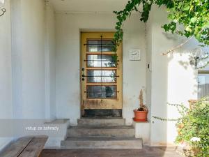 Prodej vícegeneračního domu, Manětín, 329 m2