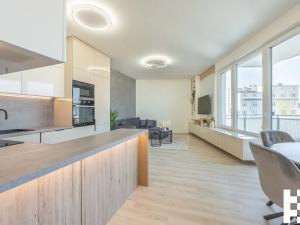 Pronájem bytu 2+kk, Praha - Vysočany, Čerpadlová, 60 m2