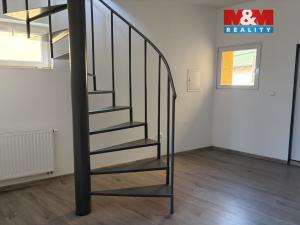 Pronájem bytu 2+kk, Přelouč, Václavské náměstí, 46 m2