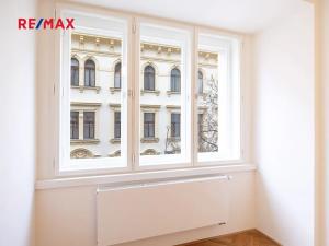 Pronájem bytu 2+kk, Praha - Vinohrady, Záhřebská, 49 m2