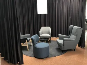 Pronájem bytu 1+kk, Praha - Jinonice, Peroutkova, 17 m2