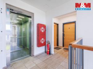 Pronájem bytu 1+kk, Praha - Hlubočepy, Pivcova, 29 m2