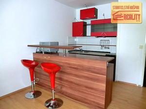 Pronájem bytu 1+kk, Hradec Králové, třída Edvarda Beneše, 30 m2