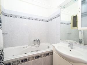 Pronájem bytu 3+1, Praha - Vinohrady, Lucemburská, 81 m2