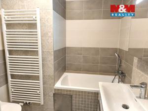 Pronájem bytu 2+kk, Praha - Michle, Na nivách, 44 m2