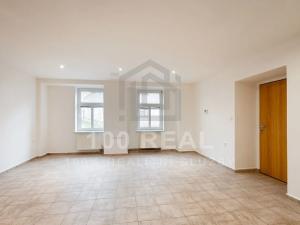 Pronájem bytu 2+kk, Nechanice, Husovo nám., 61 m2