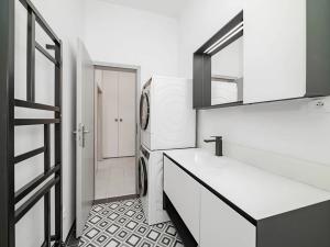 Prodej bytu 1+kk, Praha - Vršovice, Košická, 28 m2