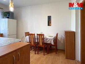 Prodej bytu 2+1, Žatec, Purkyněho, 54 m2